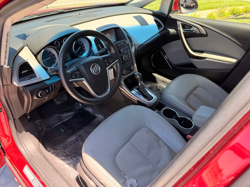 Used 2012 Buick Verano FWD image 25