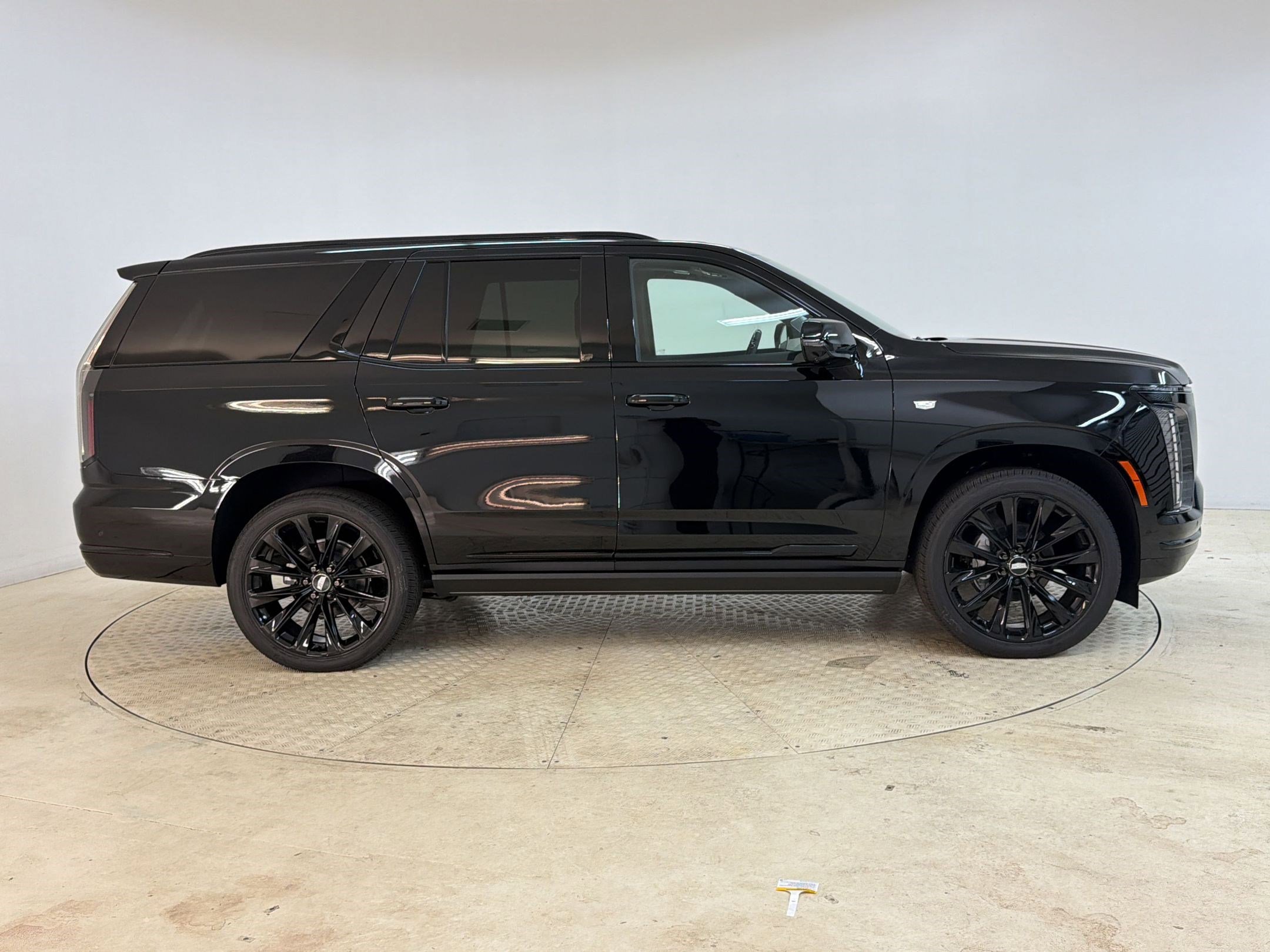 New 2026 Cadillac Escalade Platinum Sport w/ LPO, ONYX Package AWD/4WD image 8