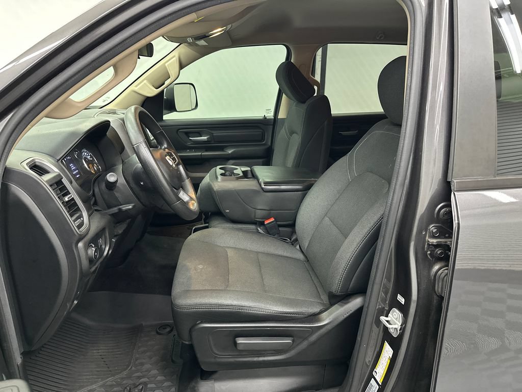 Used 2020 RAM 1500 Tradesman AWD/4WD image 9