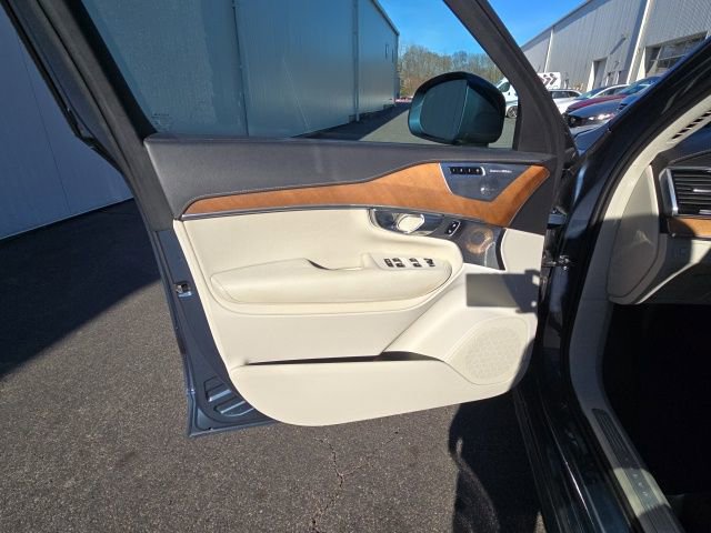Used 2019 Volvo XC90 T6 Inscription w/ Luxury Package image 23