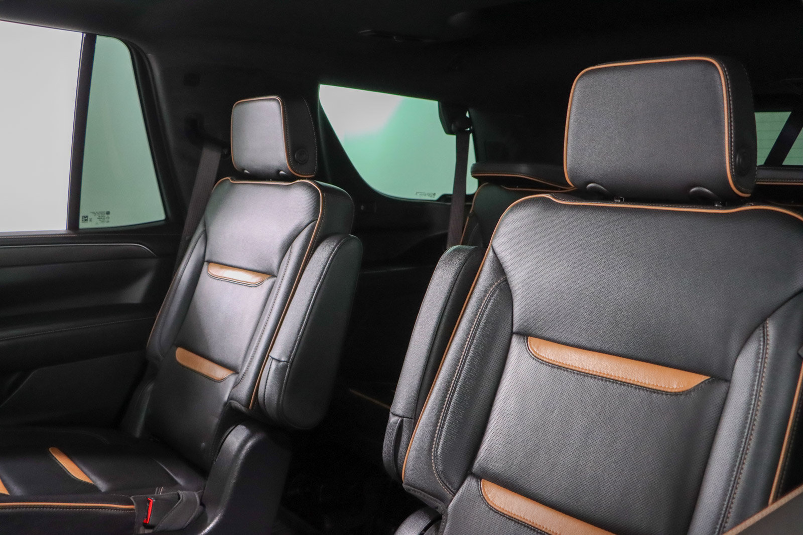 Used 2022 GMC Yukon AT4 AWD/4WD image 28