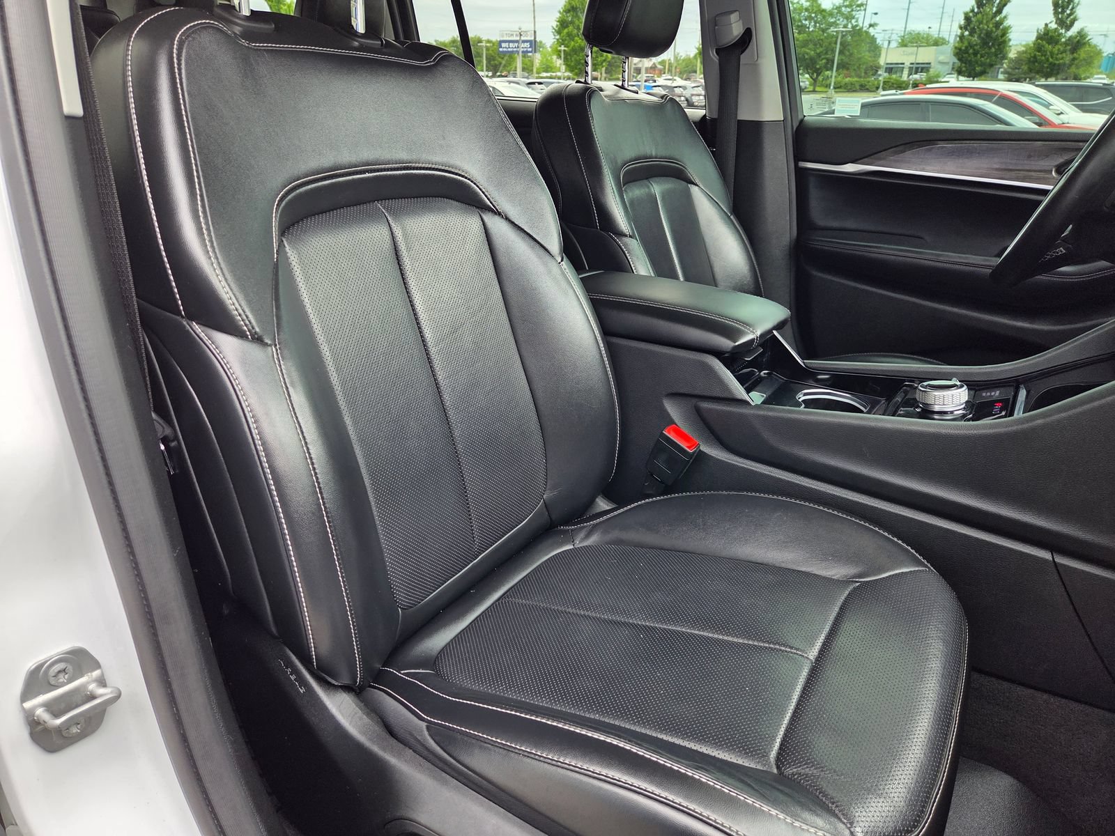 Used 2022 Jeep Grand Cherokee L Limited w/ Luxury Tech Group II AWD/4WD image 19