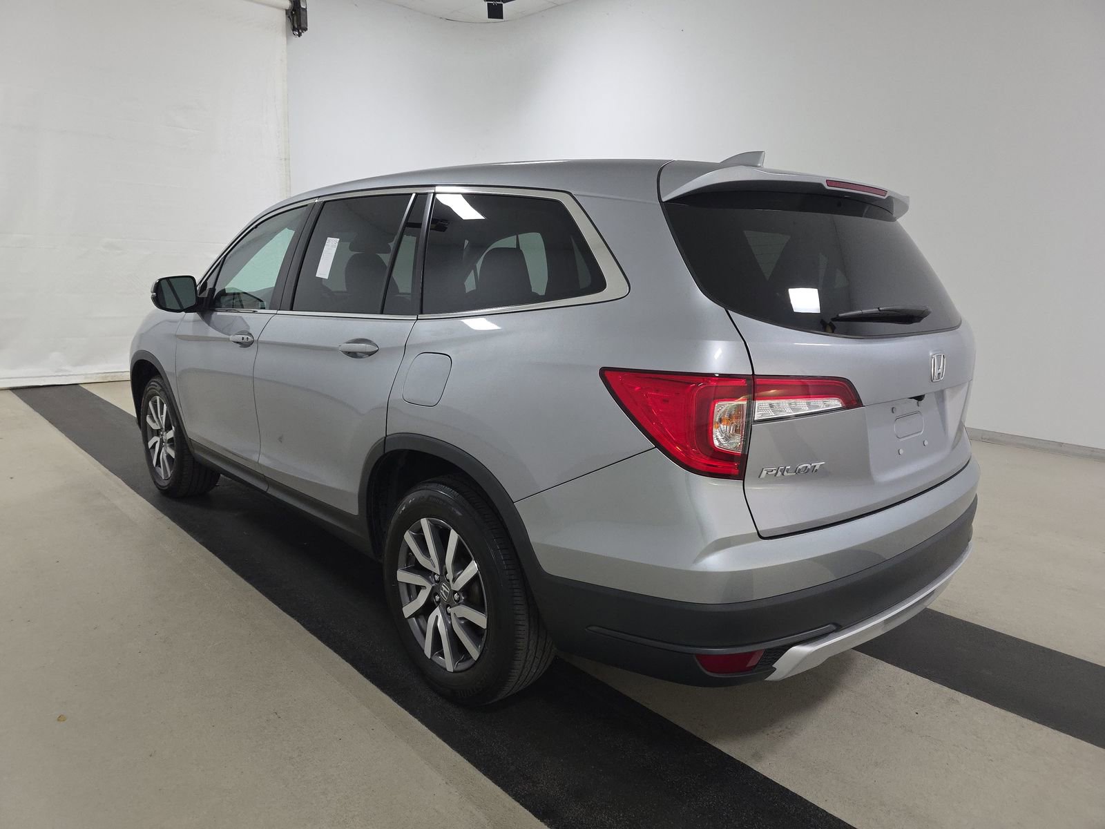 Used 2021 Honda Pilot EX image 7