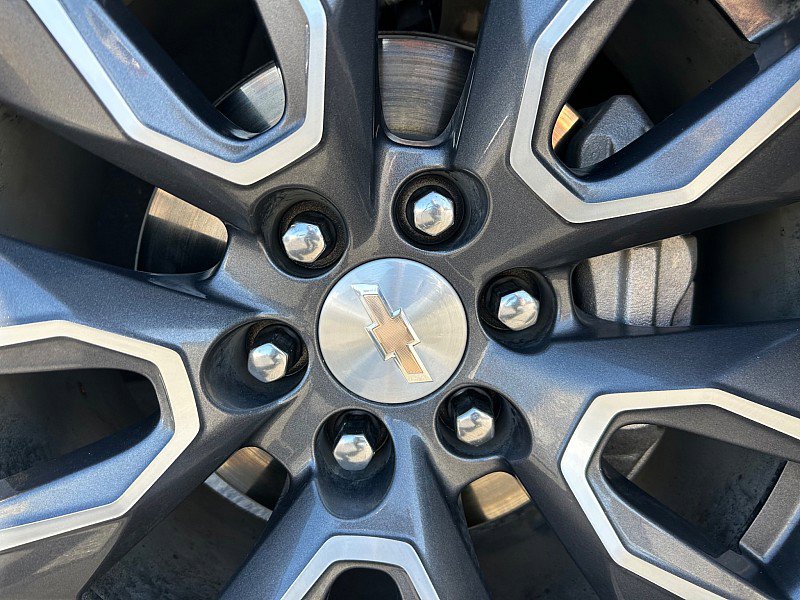 Used 2024 Chevrolet Tahoe LT w/ Luxury Package image 16