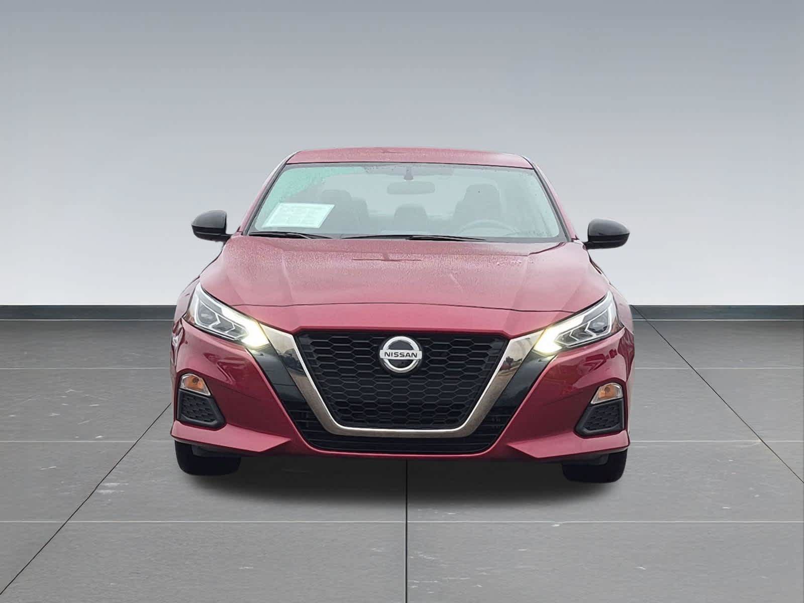 Used 2019 Nissan Altima 2.5 SR FWD image 9