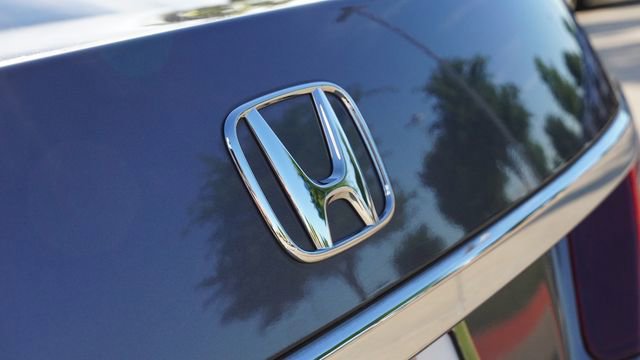 Used 2016 Honda Accord EX-L image 12