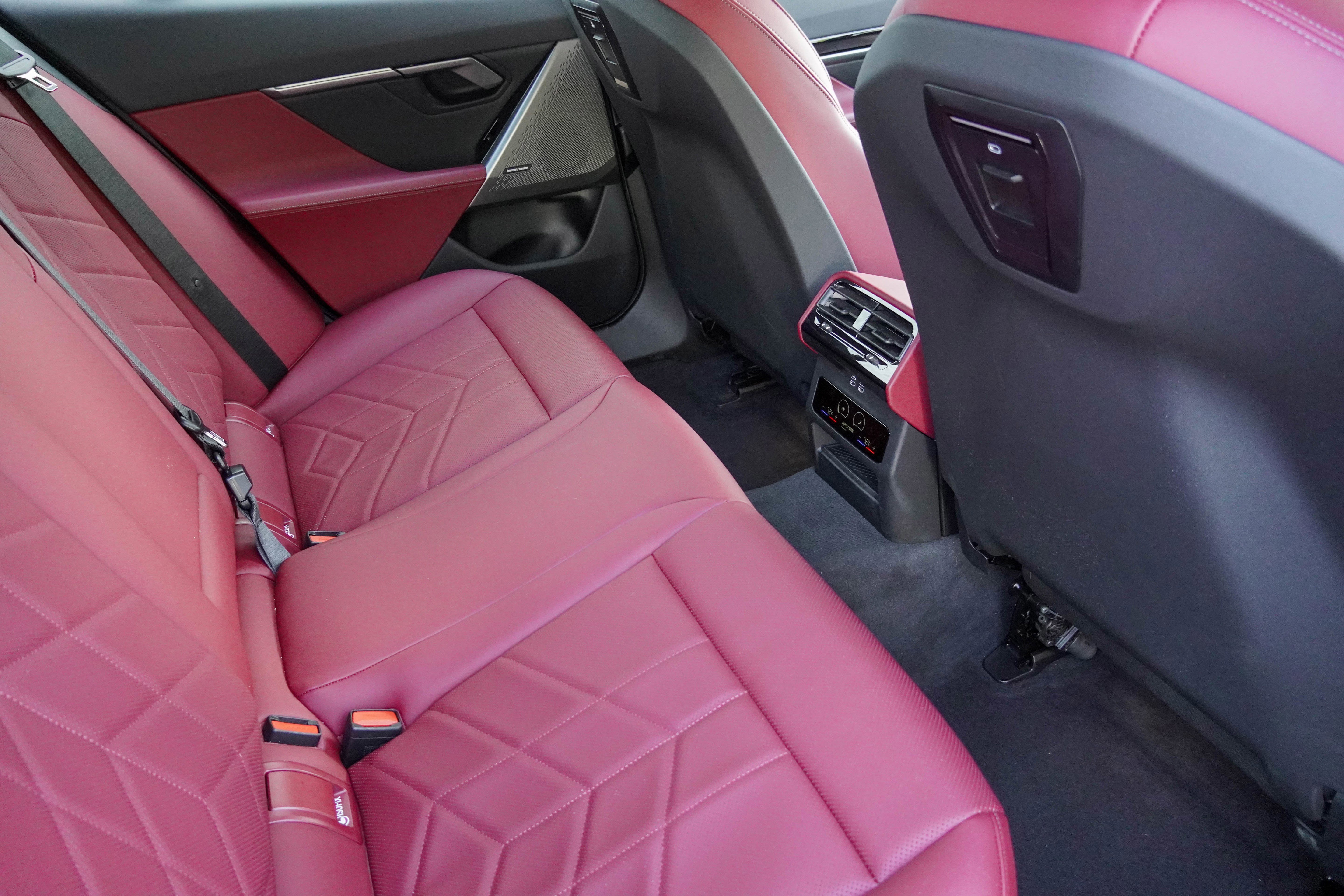 Used 2026 BMW 540i xDrive 540i xDrive image 34