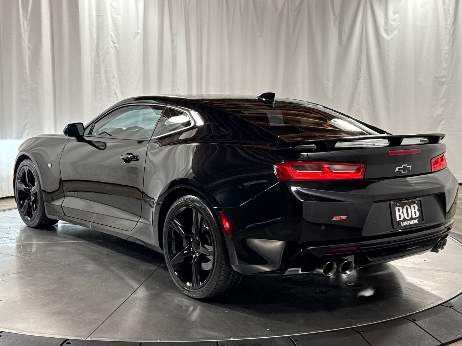 Used 2016 Chevrolet Camaro SS RWD image 11