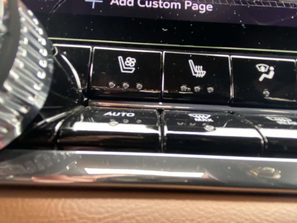 Used 2023 GMC Canyon AT4 w/ AT4 Premium Package image 22