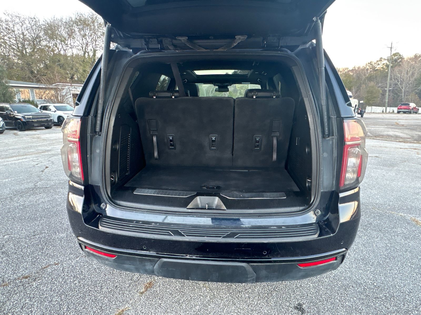 Used 2023 Chevrolet Tahoe Z71 AWD/4WD image 29