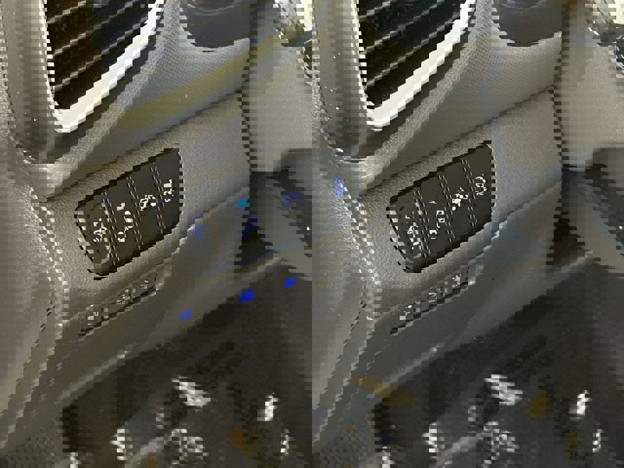 Used 2018 Hyundai Ioniq Limited image 13