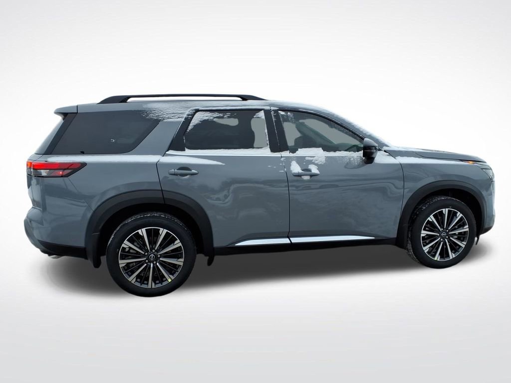 New 2026 Nissan Pathfinder Platinum image 8