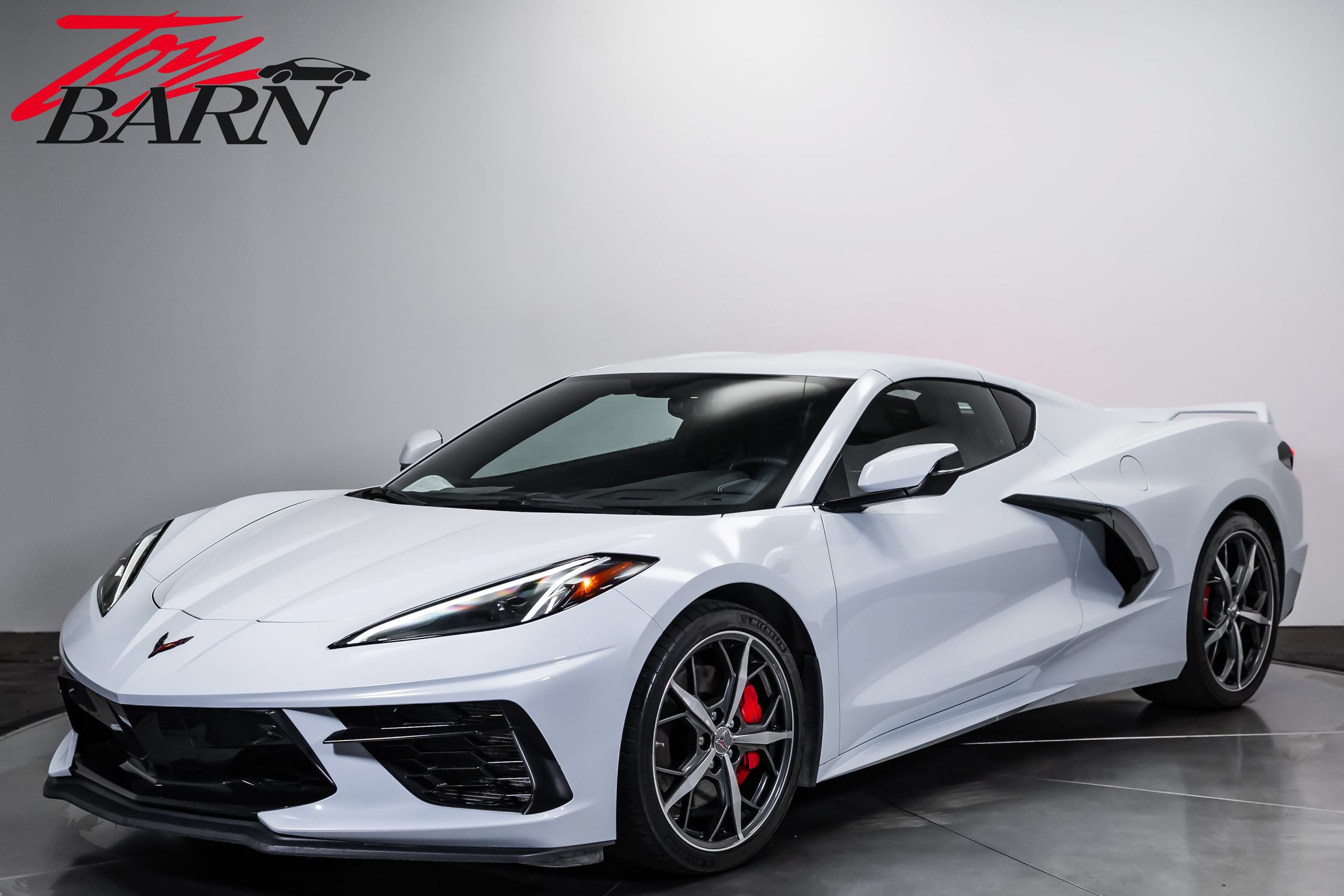 Used 2022 Chevrolet Corvette Stingray Preferred Cpe w/ Z51 Performance Package RWD image 9