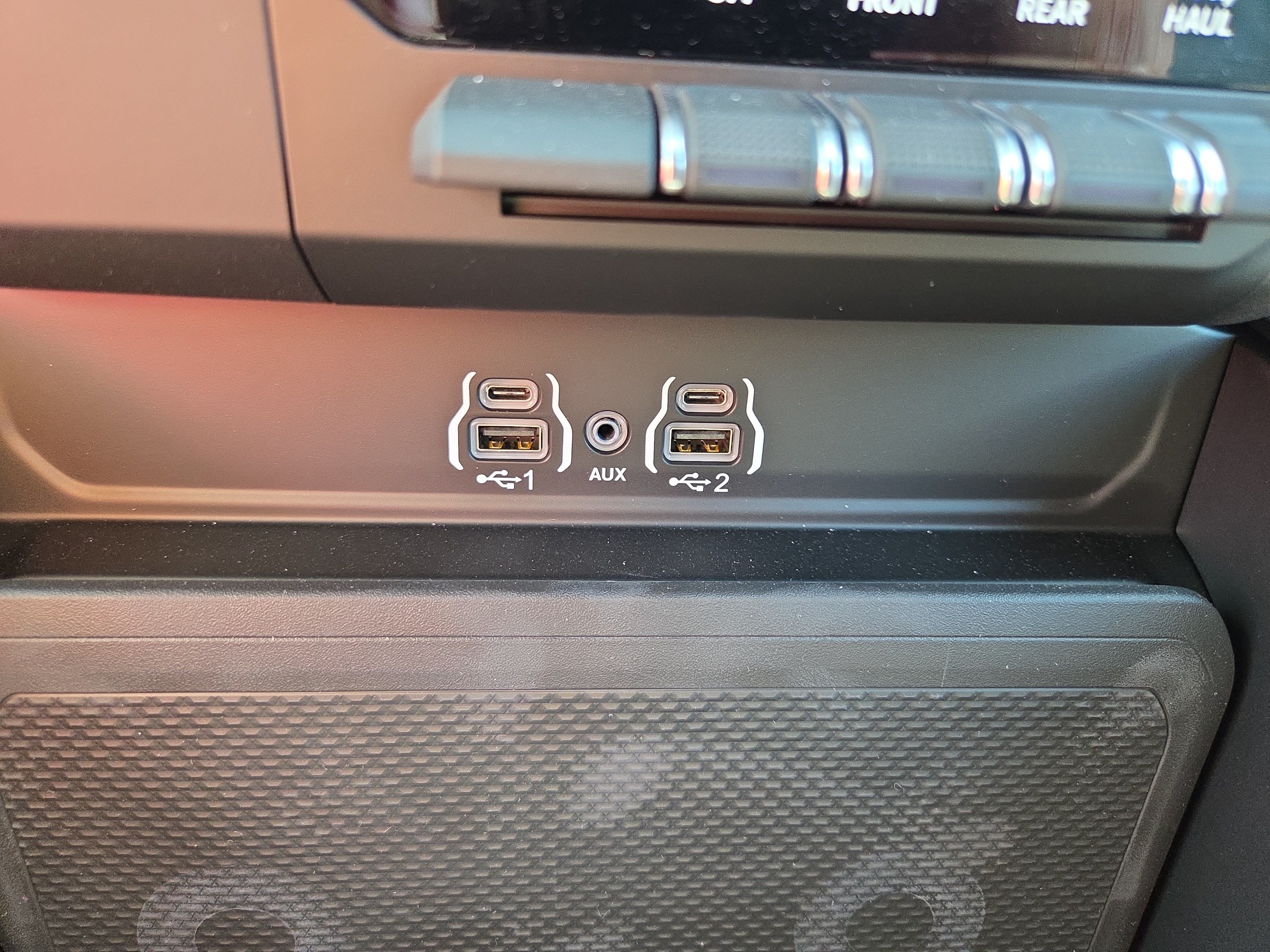New 2026 RAM 1500 Express AWD/4WD image 12