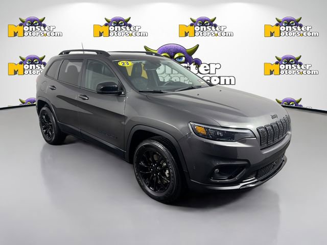 Used 2023 Jeep Cherokee Altitude Lux AWD/4WD image 3