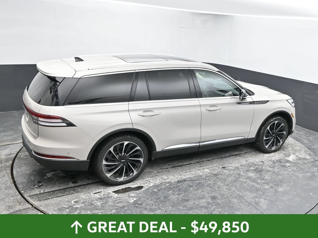 Used 2024 Lincoln Aviator Reserve w/ Equipment Group 201A AWD/4WD image 39