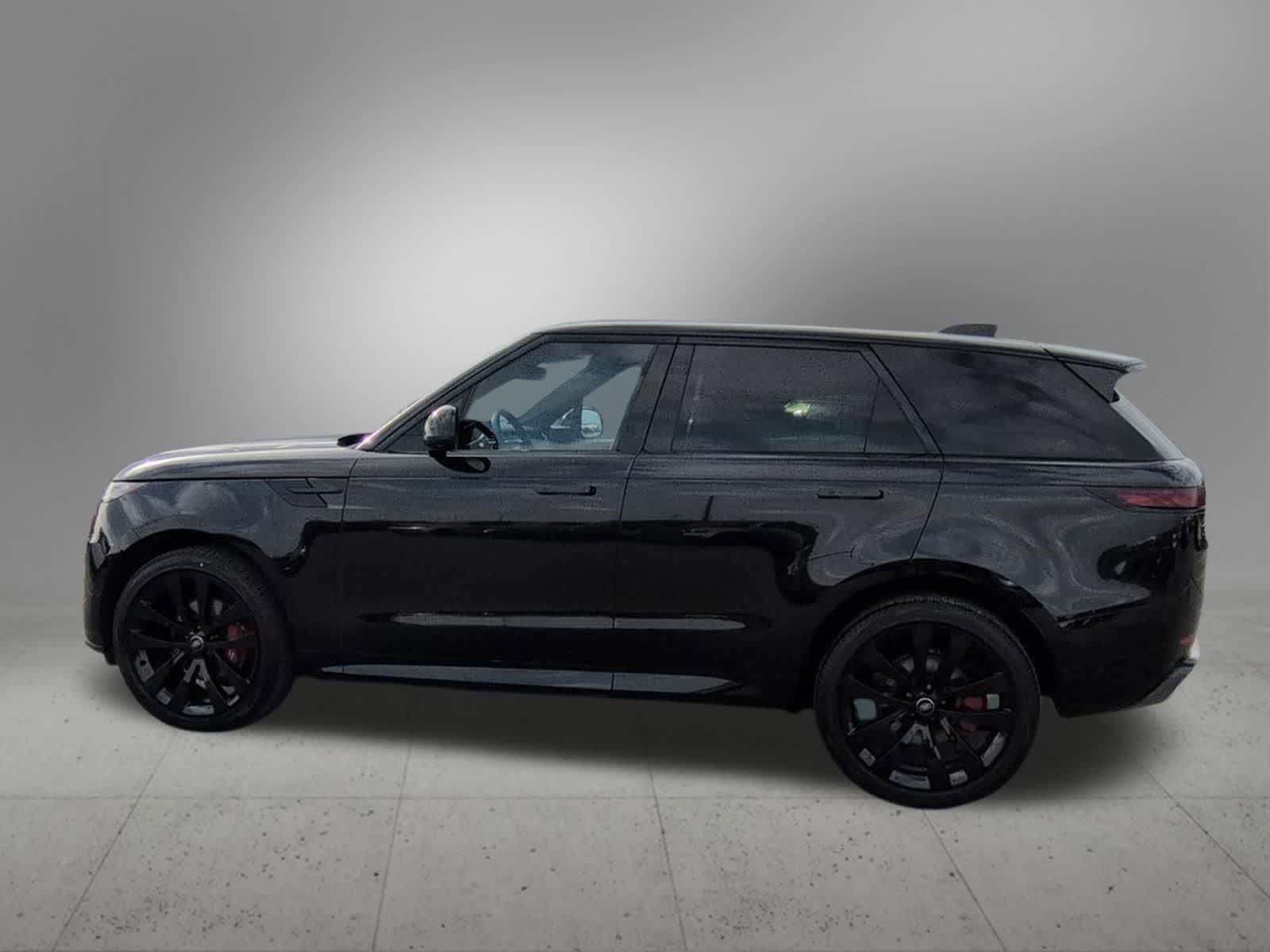 Used 2024 Land Rover Range Rover Sport Dynamic SE AWD/4WD image 3