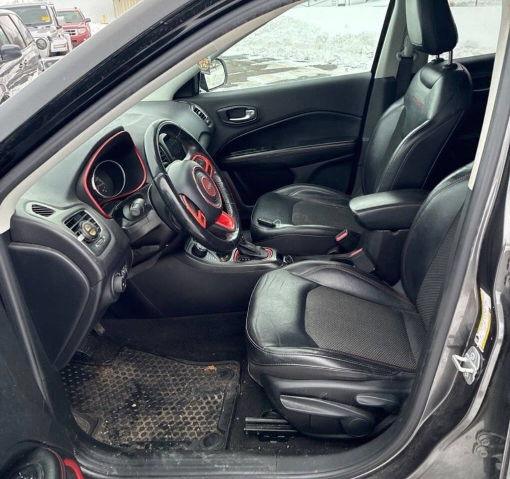 Used 2018 Jeep Compass Trailhawk image 7