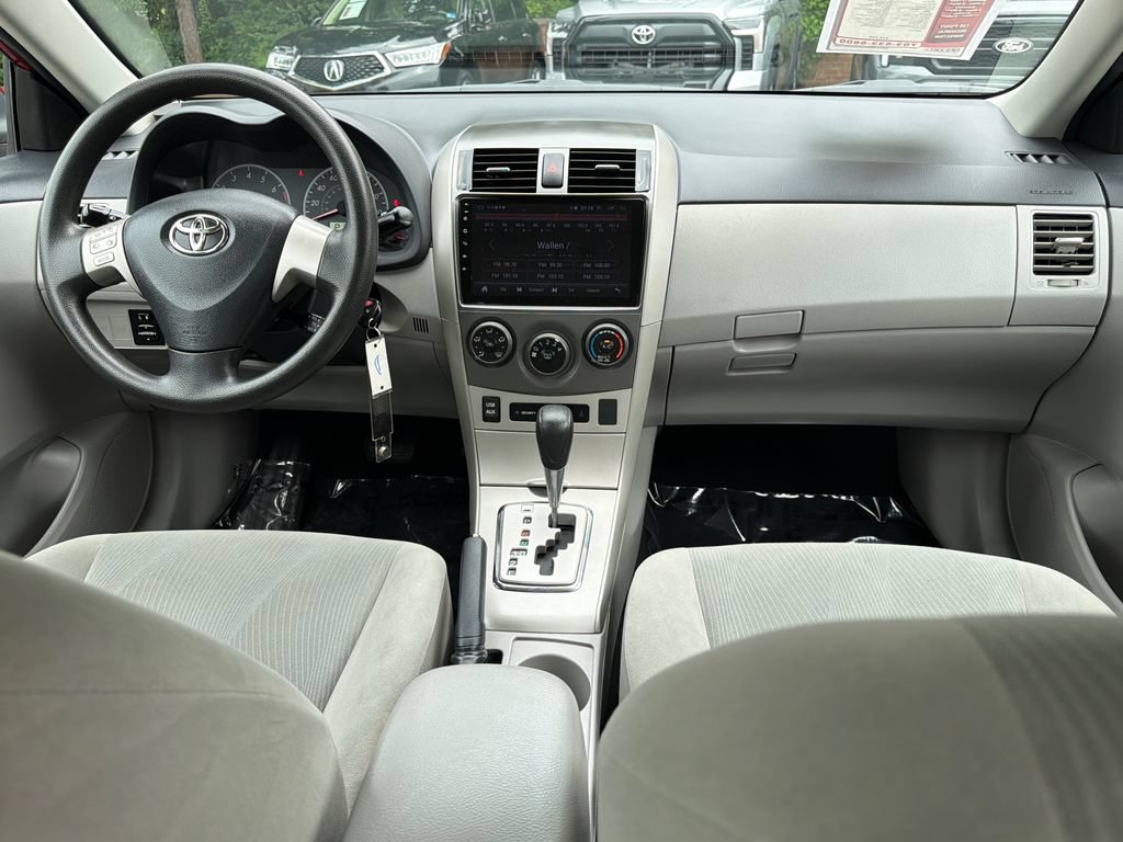 Used 2012 Toyota Corolla LE FWD image 12