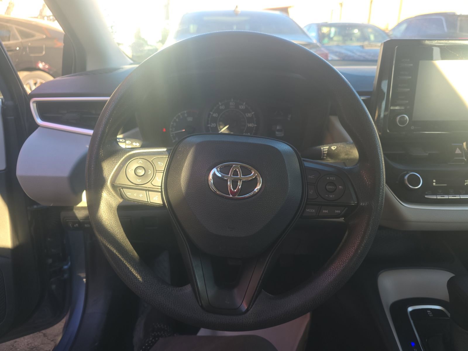 Used 2022 Toyota Corolla L image 10
