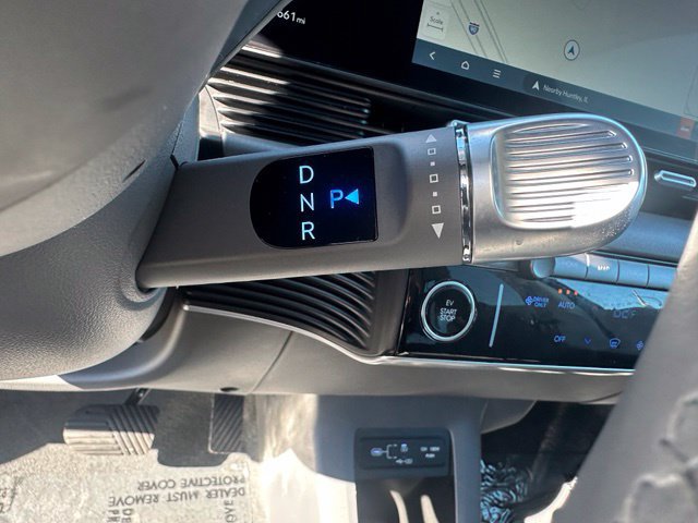 Used 2025 Hyundai Ioniq 5 SEL AWD/4WD image 29