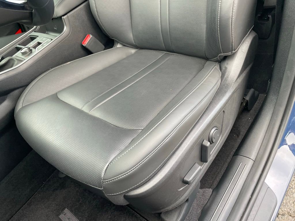 New 2025 Kia Sorento S AWD/4WD image 24