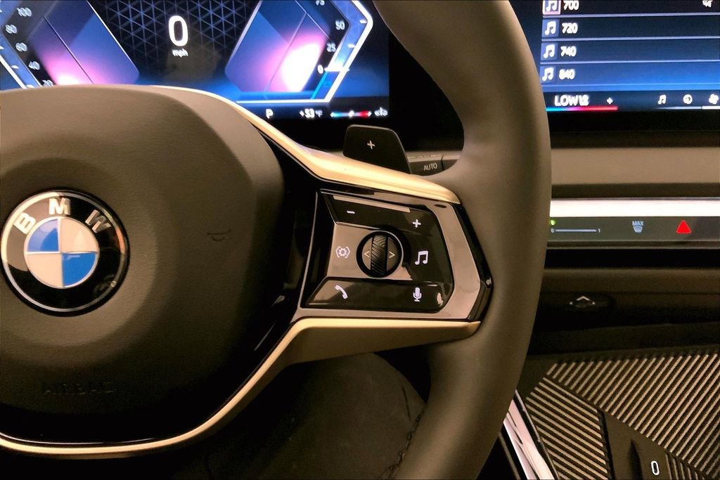 Certified 2025 BMW X3 xDrive30i w/ Convenience Package image 19