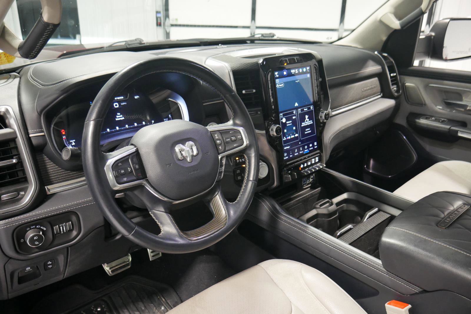 Used 2023 RAM 1500 Limited image 9