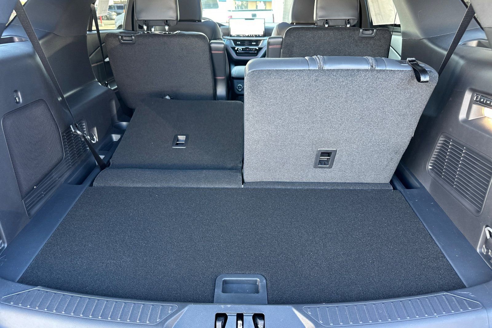 New 2026 Ford Explorer ST w/ Sun And Sound Package image 15