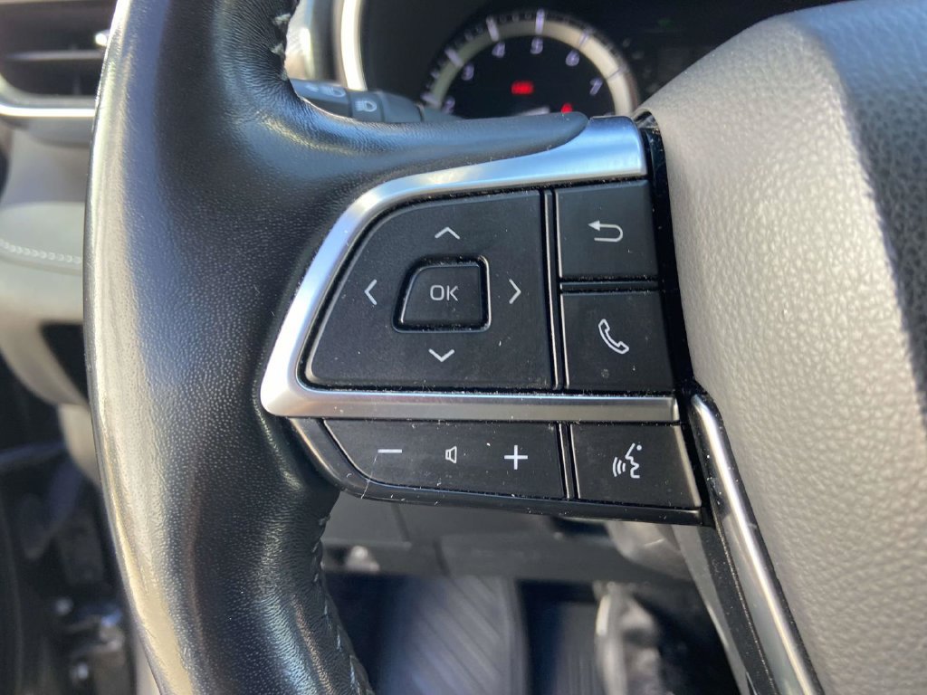 Used 2020 Toyota Highlander Platinum AWD/4WD image 31