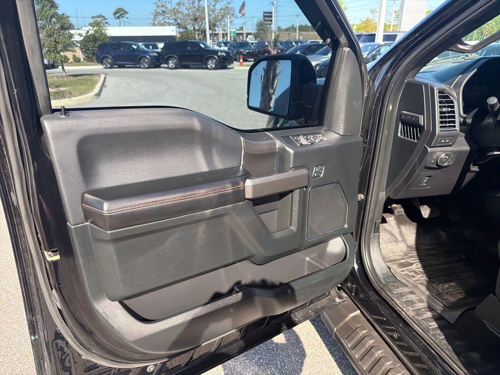 Used 2016 Ford F150 Lariat image 15