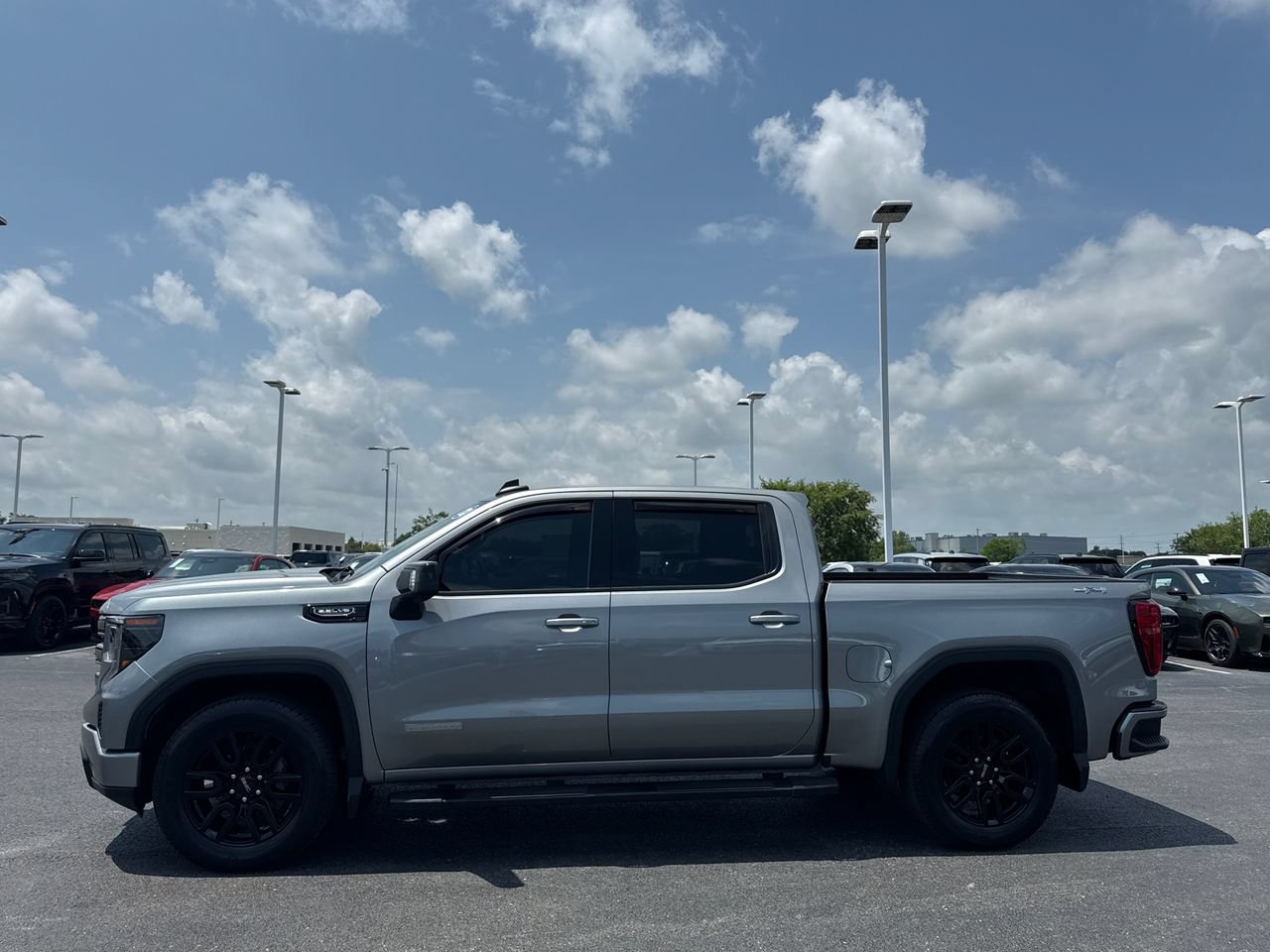 Used 2023 GMC Sierra 1500 Elevation w/ Preferred Package AWD/4WD image 6