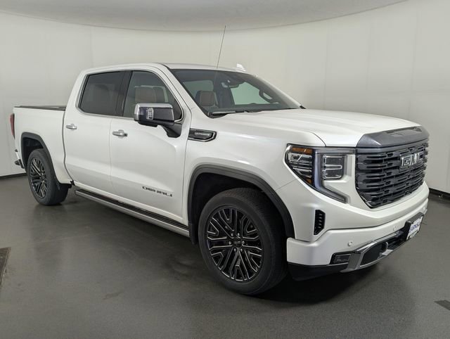 Used 2022 GMC Sierra 1500 Denali Ultimate AWD/4WD image 2