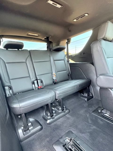 Used 2021 Chevrolet Tahoe Z71 w/ Z71 Signature Package AWD/4WD image 17