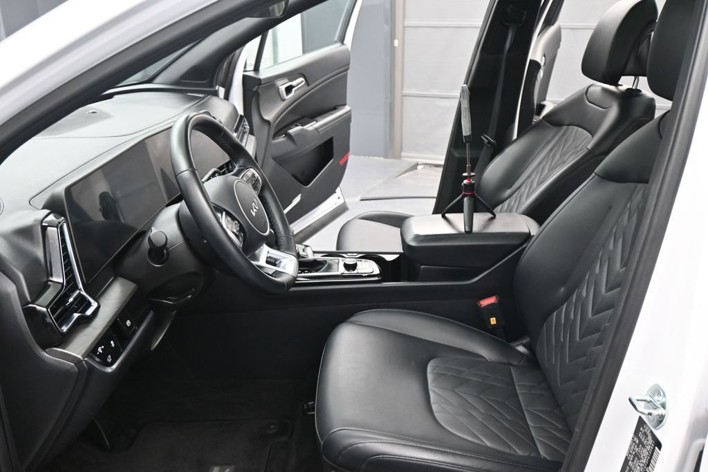 Used 2023 Kia Sportage X-Line w/ X-Line Premium Package AWD/4WD image 7