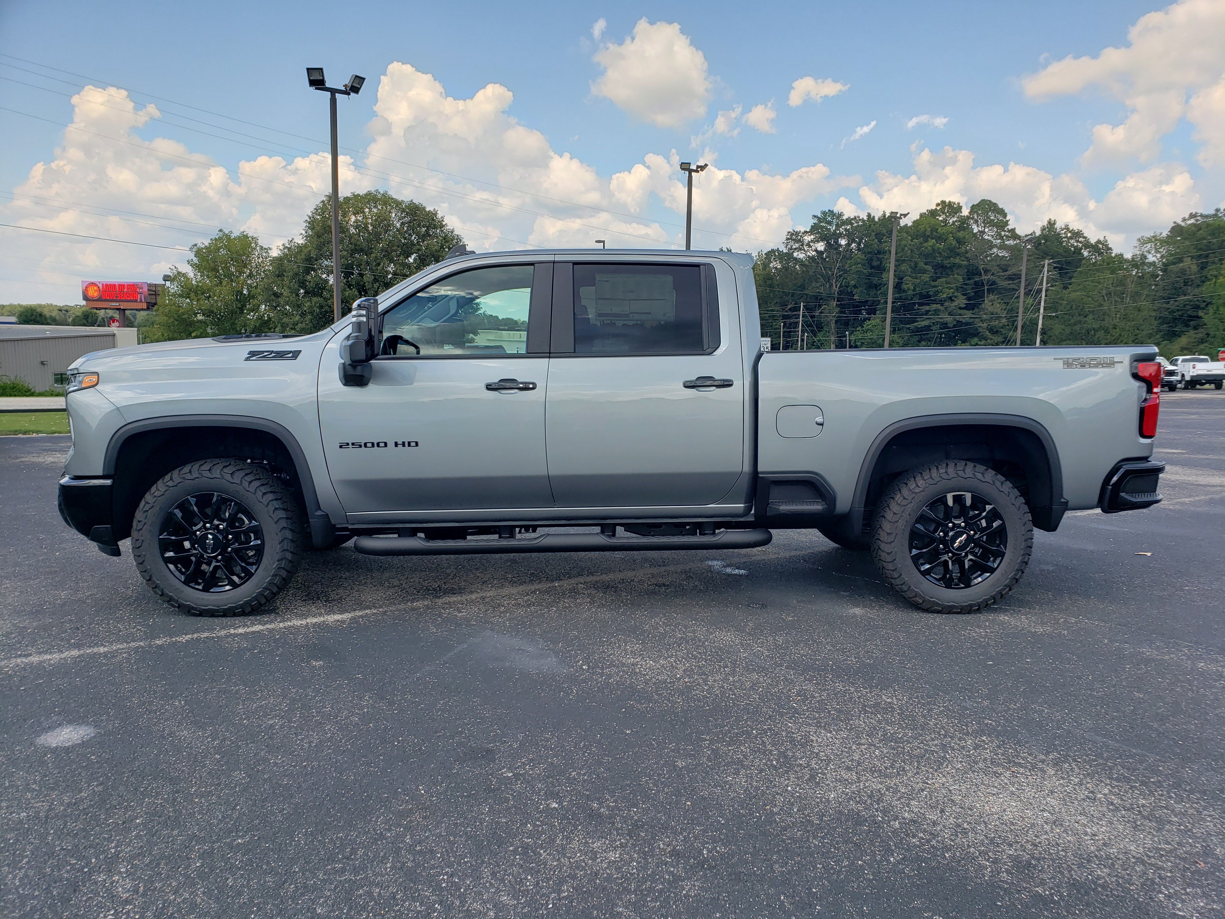 New 2026 Chevrolet Silverado 2500 LT w/ Trail Boss Package AWD/4WD image 6