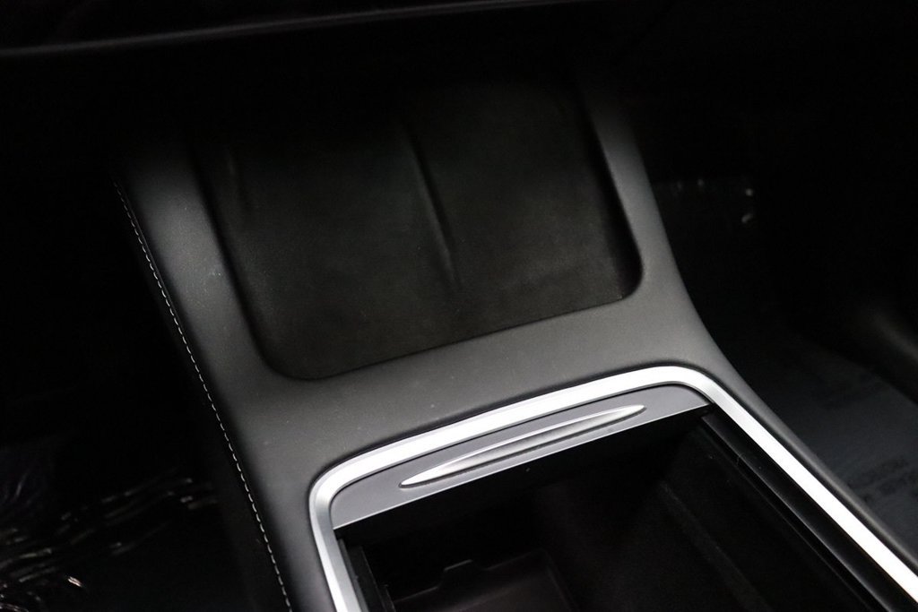Used 2022 Tesla Model Y Performance AWD/4WD image 41
