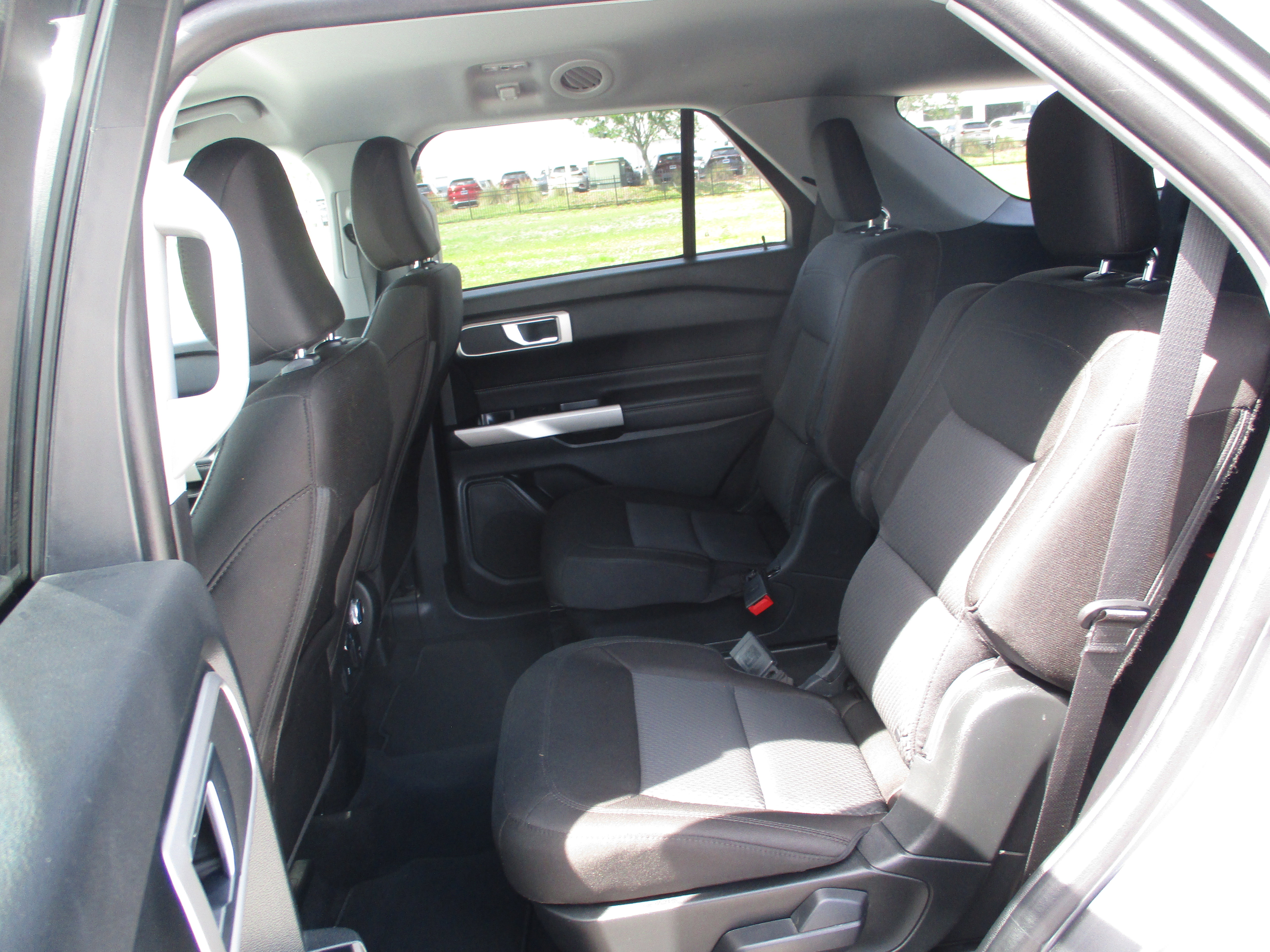 Certified 2022 Ford Explorer XLT AWD/4WD image 11