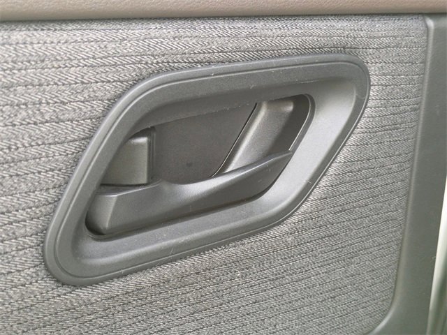 Used 2023 Nissan Rogue S image 26