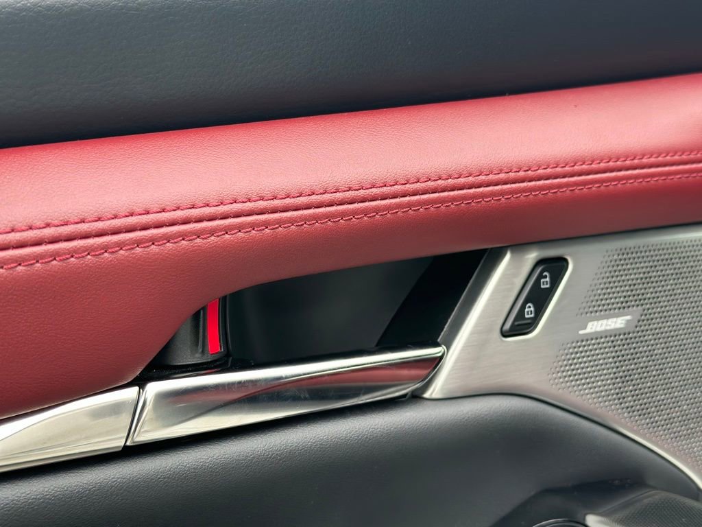 Used 2024 MAZDA MAZDA3 Hatchback w/Premium Plus Pkg image 17