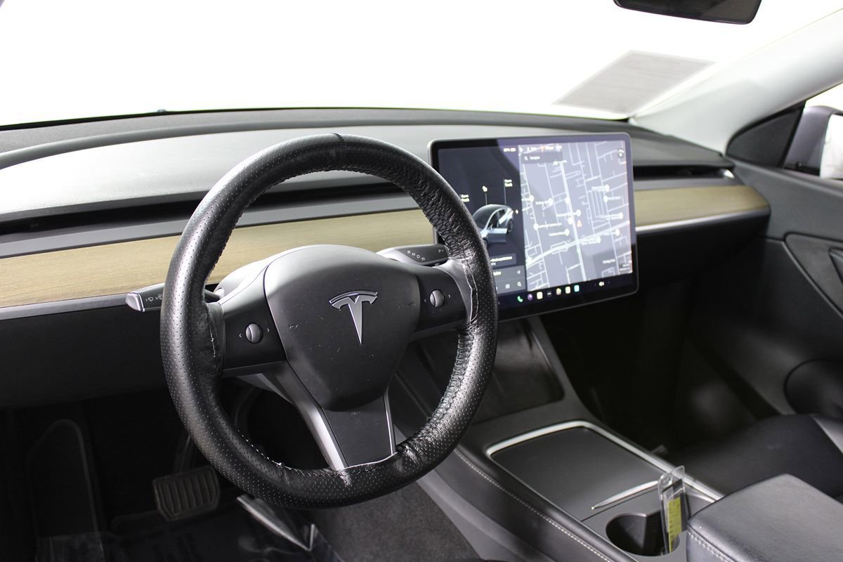 Used 2021 Tesla Model Y Long Range AWD/4WD image 8
