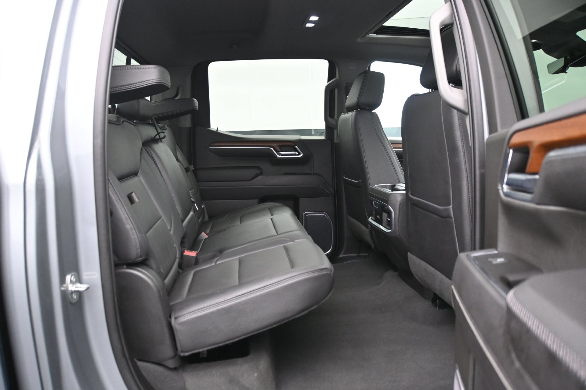 Used 2023 GMC Sierra 1500 Denali w/ Denali Reserve Package AWD/4WD image 14