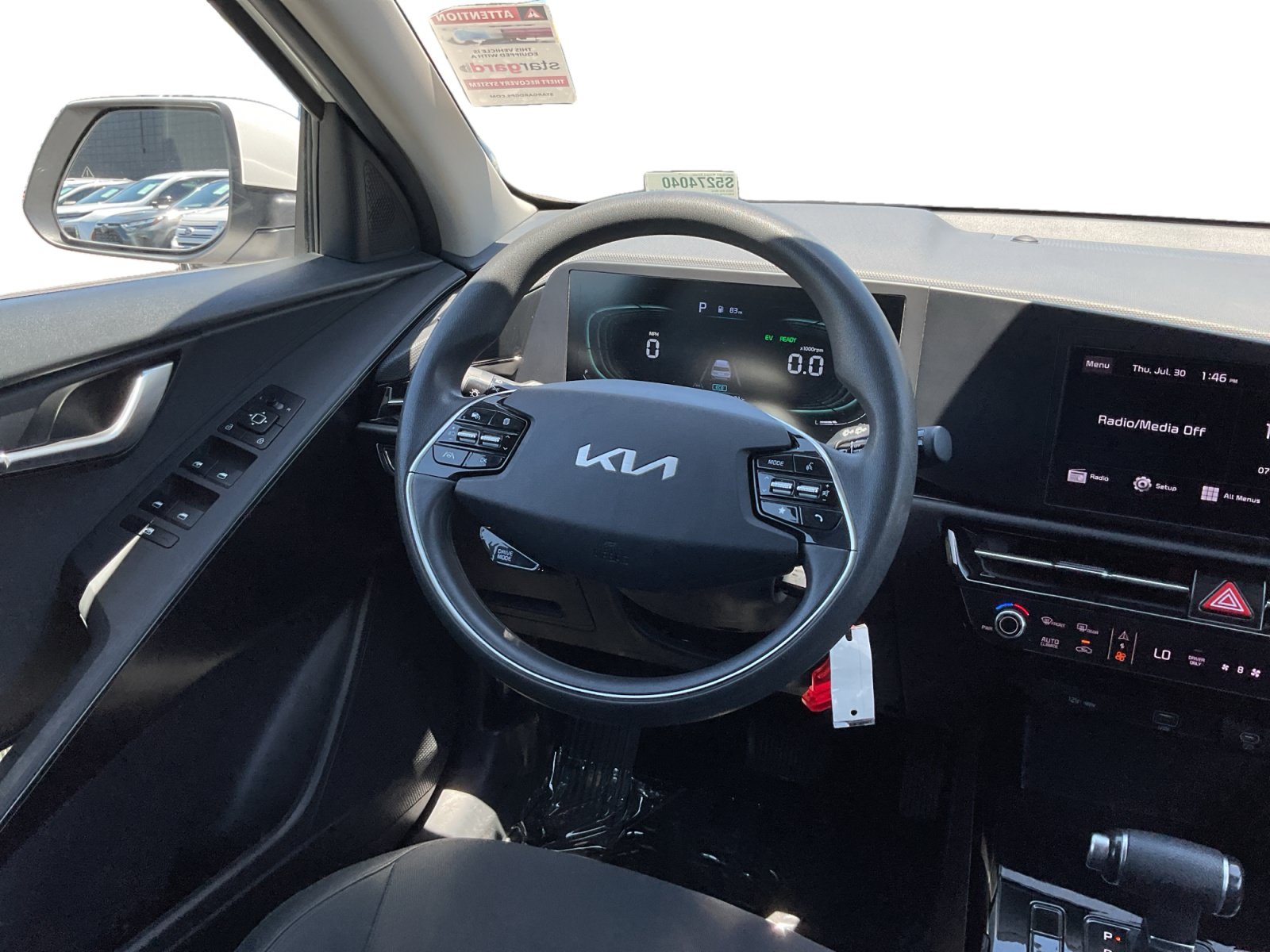 Used 2025 Kia Niro LX FWD image 11
