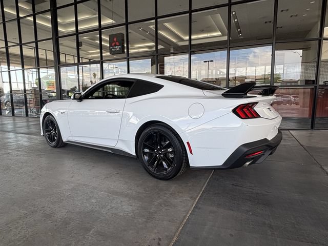 Used 2024 Ford Mustang GT RWD image 4