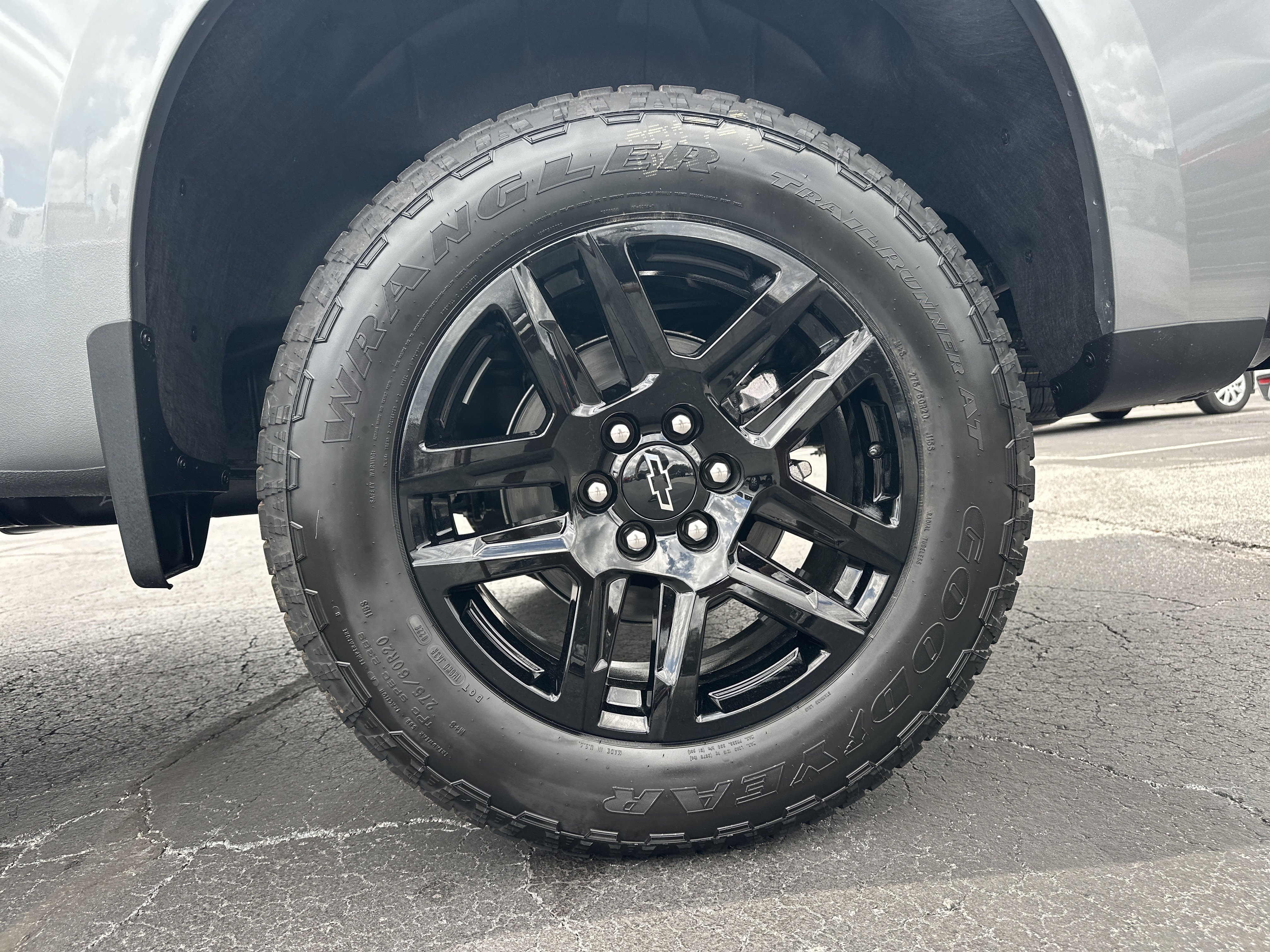 New 2026 Chevrolet Silverado 1500 Custom w/ Turbomax Blackout Package image 21