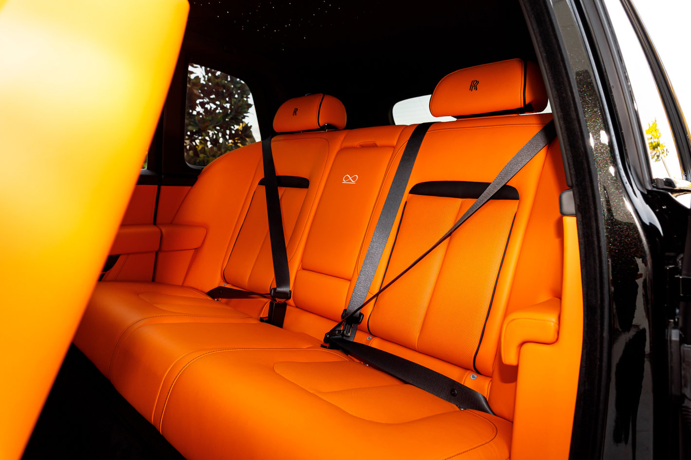 Certified 2024 Rolls-Royce Cullinan Black Badge w/ Driver's Package image 34