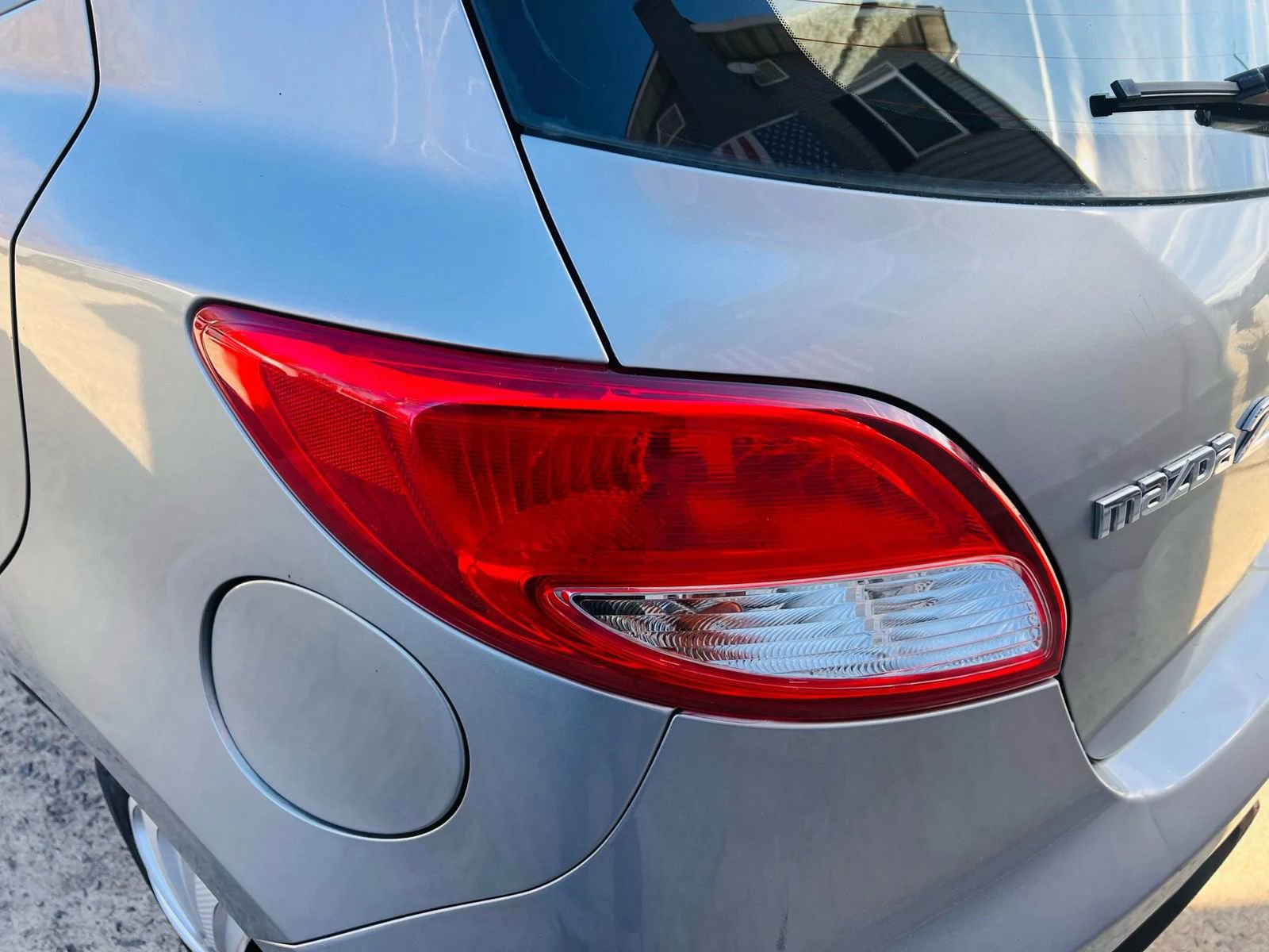 Used 2012 MAZDA MAZDA2 Sport image 9