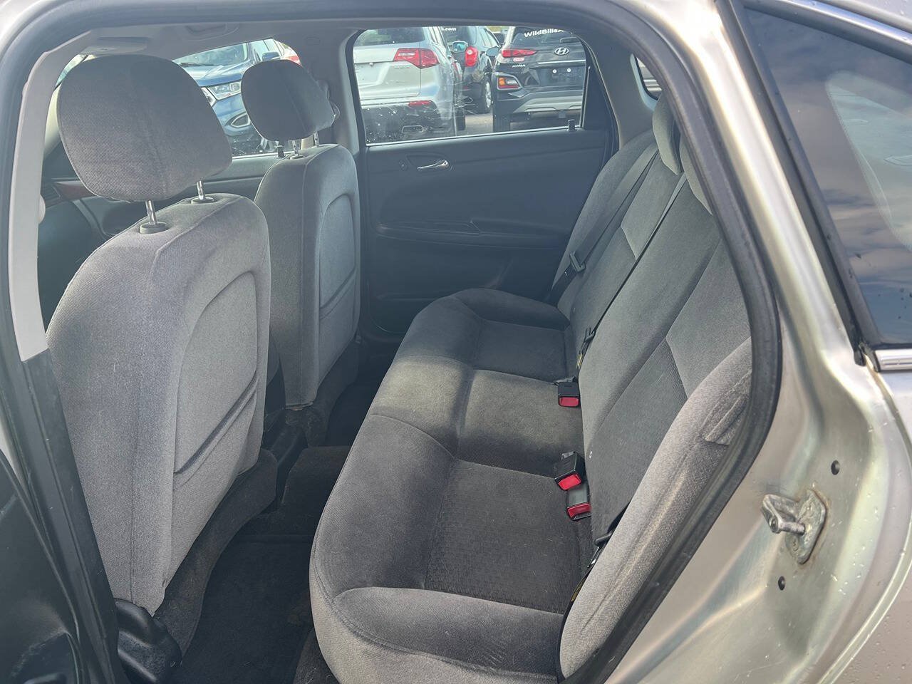 Used 2006 Chevrolet Impala LS FWD image 2