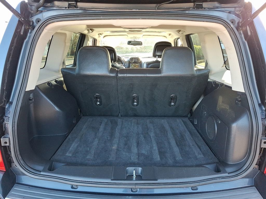 Used 2015 Jeep Patriot Limited w/ Sun/Sound Group image 30