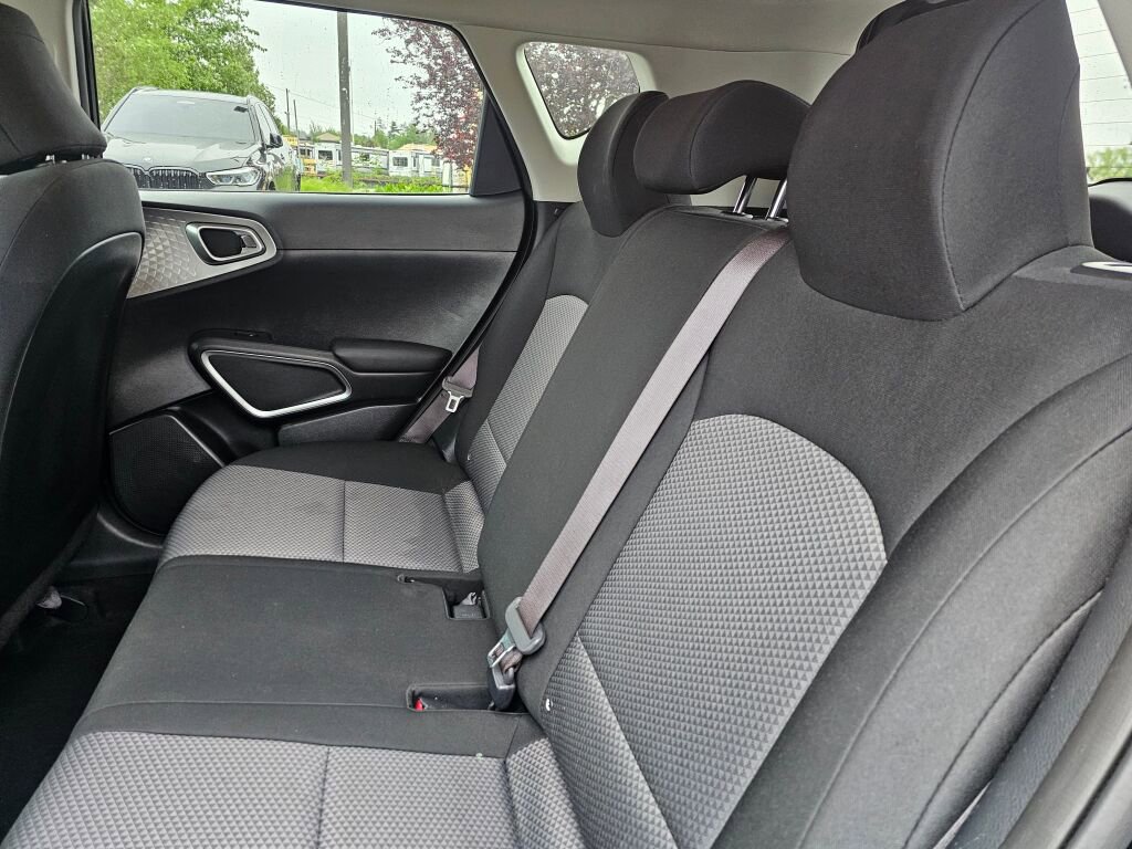Used 2021 Kia Soul LX FWD image 21